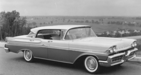 Mercury Montclair Phaeton Sedan (1958) – die mittlere Modellreihe als viertürige Hardtop-Limousine