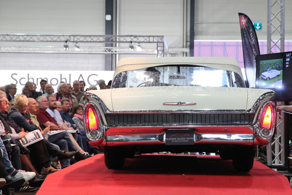 Mercury Park Lane Convertible (1960) - als Lot 07 verteigert an der Auktion der Oldtimer Galerie anlässlich der Swiss Classic World Luzern am 25. Mai 2019