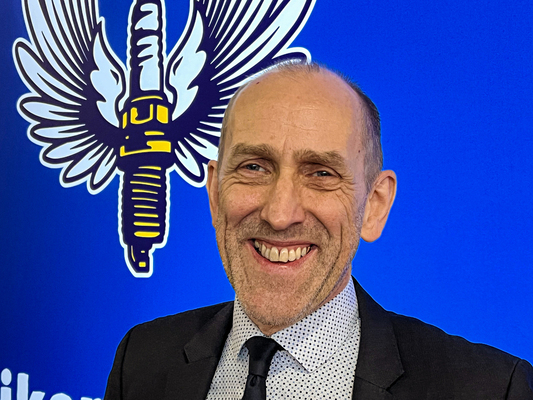 Messemacher der einsatzfreudigen Art: Projektleiter Frank Ruge liegt die Passionsförderung der Oldtimer-Jugend besonders am Herzen.