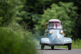 Messerschmitt KR 200 - mit Kanzel wie beim Flugzeug - Internationales Kabinenroller-Treffen Walenstadt 13./14. Juni 2015 Messerschmitt KR 200 - mit Kanzel wie beim Flugzeug - Internationales Kabinenroller-Treffen Walenstadt 13./14. Juni 2015