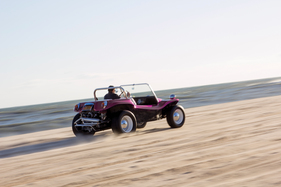 Meyers Manx Dune Buggy (1963) - zeigte sich damals den meisten Allradlern überlegen Meyers Manx Dune Buggy (1963) - zeigte sich damals den meisten Allradlern überlegen