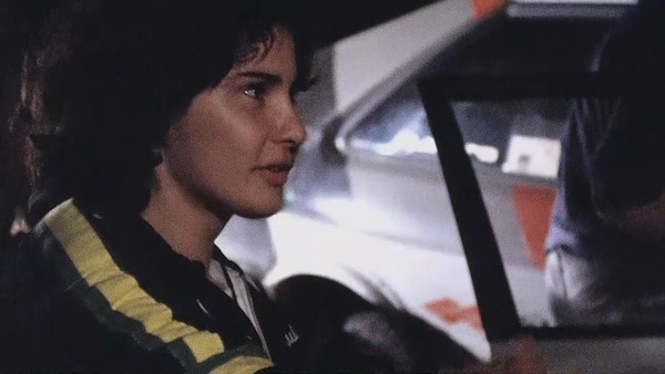 Michèle Mouton während der San Remo Rallye - ist erfreut über klare Strassen ohne Geröll - Standbild aus dem Film "Quattro Jahre" von Helmut Deimel