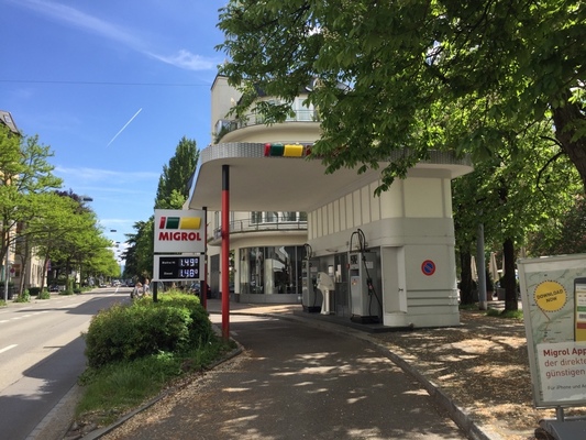 Image: Migrol filling station of the FB group "Old filling stations"