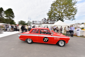 Mike Jordan fuhr auf Platz 3 im Ford Lotus Cortina - St. Mary's Trophy - Goodwood Revival 2015