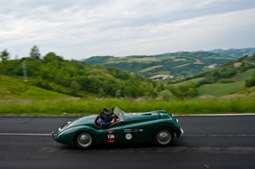 Mille Miglia 2012 - Jaguar XK120 ALU (1949) - in Richtung Bologna