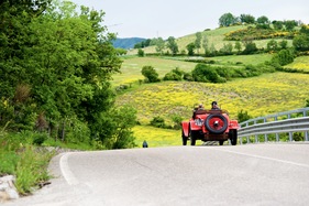 Mille Miglia 2012 - OM 665 Superba (1927) - Futa Passo