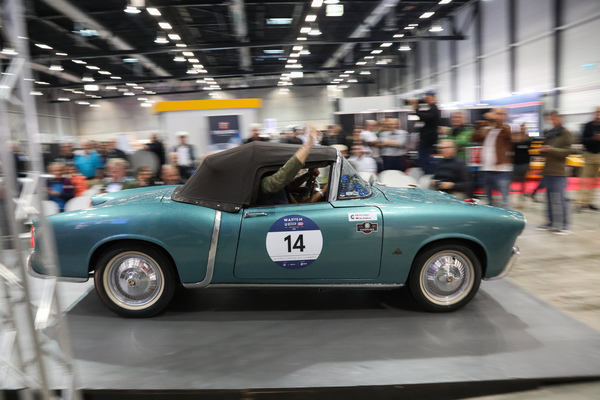 Mille Miglia WarmUp Rallye - nach der Vorstellung heisst es weiterfahren - Swiss Classic World Luzern 2024