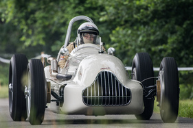 Bild zu Artikel Bildergalerie Oldtimer GP Brugger Schachen 2019 - Starterfeld 5 «Vorkriegs- und historische Sportwagen»