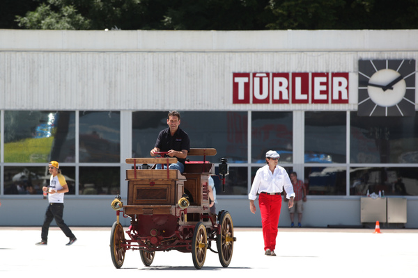 Millot Vis-à-Vis (1895) - als Lot 32 an der Versteigerung der Oldtimer Galerie auf dem Dolder am 16. Juni 2018