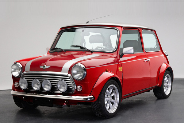 Mini Cooper 1.3 Sport (2001) - as lot 19 at the Emil Frey Classic Auctions on April 26, 2025