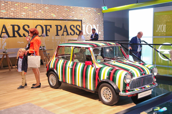 Mini Cooper (1988) - auf dem BMW-Stand - IAA in Frankfurt 2019