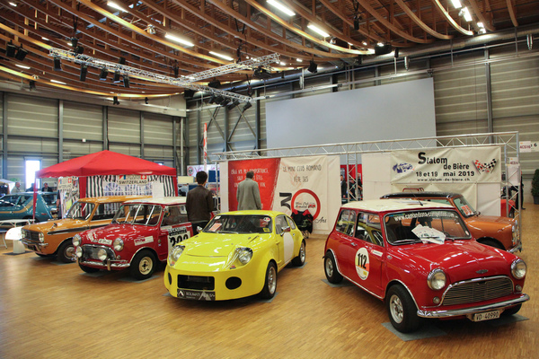 Bild: Mini-Varianten zum 60-jährigen Jubiläum - Oldtimer- und Teilemarkt Fribourg 2019