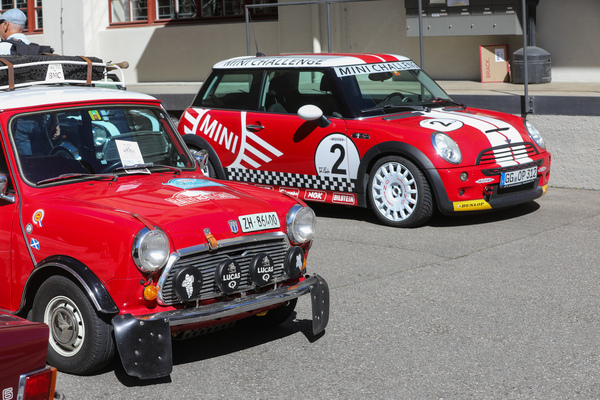 Mini einst und später - British Car Meeting Motorworld Kemptthal 2025