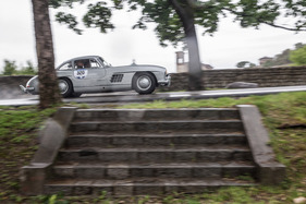 Mit Flügeltüren auf den "Stairways to Heaven" (Led Zeppelin).