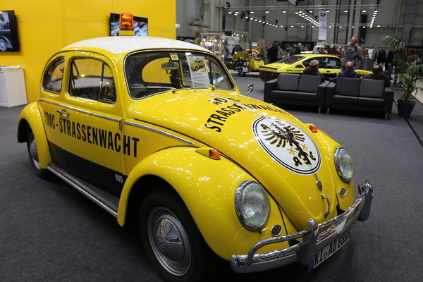 Mit dem VW Käfer half der ADAC bis in die Siebzigerjahre bei einer Panne auf deutschen Straßen - Hamburg Motor Classics 2018