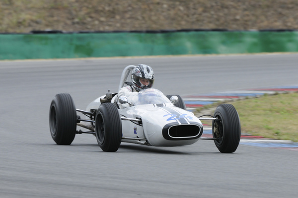 Bild: Mit einem ŠKODA F3 gewann Miroslav Fousek 1968 die osteuropäische Formel 3-Meisterschaft.
