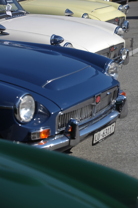 Mit und ohne Power-Buckel - MG C und B - British Car Meeting in Mollis am 28. August 2016