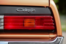 Mitsubishi Celeste 1600 ST (1977) - breite Heckleuchten und Celeste-Schriftzug