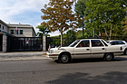 Mitsubishi Debonair (1988) - An der Einfahrt zur japanischen Botschaft in Berlin-Tiergarten