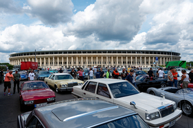 Mitsubishi Debonair (1988) - Beim Oldtimertreffen am Berliner Olympiastadion im Juli 2023