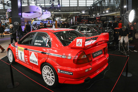 Mitsubishi Lancer Evolution VI (1999) – Heckansicht der Gruppe-A-Version – Rétromobile Paris 2025 (1999)