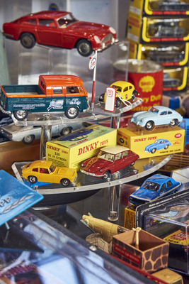 Endless model cars - Retro Classics Stuttgart 2022