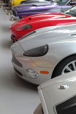 Moderne GT-Sportwagen von Aston Martin und Ferrari - Versteigerung der Oldtimer Galerie in Toffen am 19. Oktober 2019