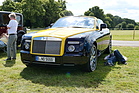 Moderner Rolls-Royce Ghost Drop Head Coupé von 2009. Der Besitzer ist aus Berlin angereist und gönnt sich ein Nickerchen