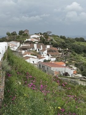 Monsaraz im Frühling - Vintage Tour Alentejo
