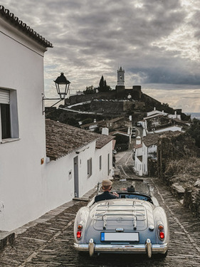 Monsaraz im MGA Roadster - Vintage Tour Alentejo