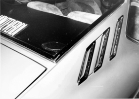 Monteverdi 375 L (1968) - auf dem Genfer Autosalon 1968, gut versteckte Tankklappe