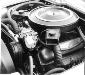 Monteverdi 375 L High Speed (1971) - der Chrysler-Motor im Bug des Coupés