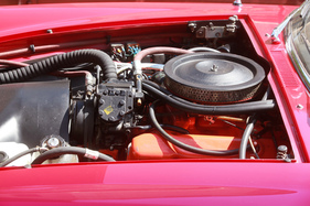 Monteverdi 375 S (1970) - der V8 ist als Front-Mittelmotor eingebaut - V8- und I6-Hybrid-Treffen Kemptthal 2020