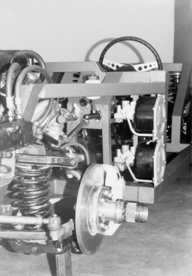 Monteverdi High Speed 375 S (1967) - Blick auf die vordere Einzelradaufhängung (1967)