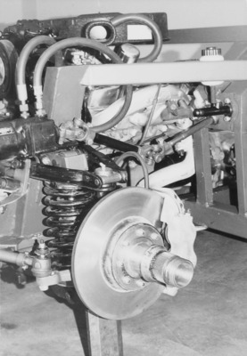 Monteverdi High Speed 375 S (1967) - Vorderradaufhängung