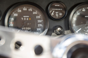 Monteverdi High Speed 375 S (1968) - Tacho bis 325 km/h