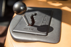 Monteverdi High Speed 375 S (1968) - die Schaltkulisse entspricht nicht den ursprünglichen Frua-Versionen