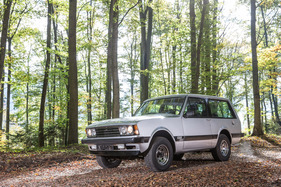 Monteverdi Safari 5.7 (1978) - Ein kleiner Bugspoiler erhöht die Sportlichkeit der Karosserie