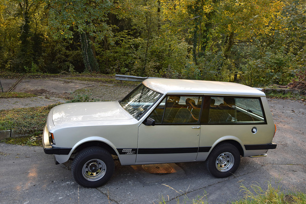 Monteverdi Safari 5700 (1978) - angeboten an der Versteigerung der Oldtimer Galerie in Toffen am 29. November 2014