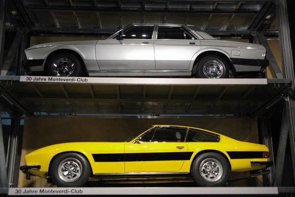 Bild Monteverdi Sierra (1978) und 375 S Fissore (1974) - im Rahmen der Ausstellung "Faszination Monteverdi" im Verkehrshaus Luzern (6.1.-6.4.2015)