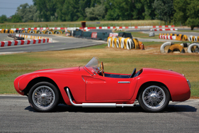 Moretti 750 Sport Barchetta (1955) - als Lot 143 an der RM/Sotheby's Versteigerung in London am 7. September 2015