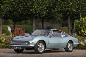 Moretti 850 Sportiva (1967) - stylistisch ein wenig an den Fiat Dino erinnernd - 21. Classic-Gala Schwetzingen 2025