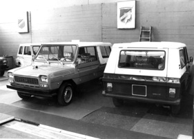Moretti Midimaxi 127 (1976) - reichhaltige Auswahl an Midimaxi 126/127 mit diversen Dachvarianten - Genfer Autosalon 1976