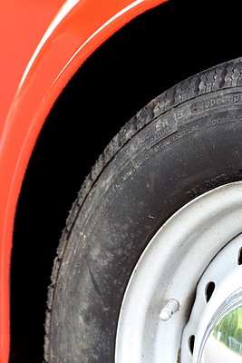 Morgan 4/4 1600 2 Str (1973) - Reifen ohne Laufspuren