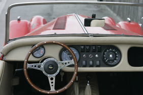 Morgan 4/4 1600 2 Str (1973) - das Moto Lita Lenkrad musste das fehlende Originallenkrad ersetzen