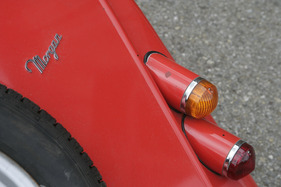 Morgan 4/4 1600 2 Str (1973) - der Schriftzug verrät dem Laien die Marke