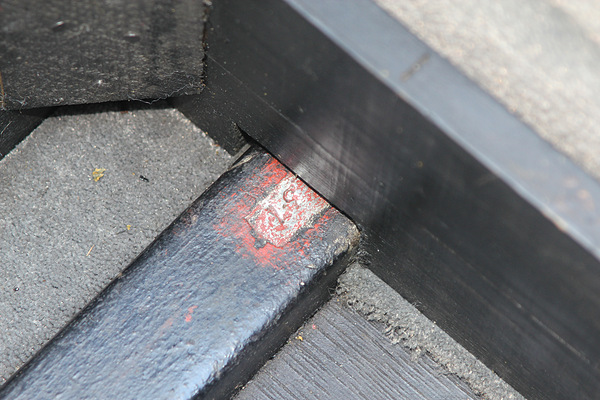 Morgan 4-4 (1936) - Chassis-Nummer 037 ist ins Chassis eingeritzt, wie das damals üblich war