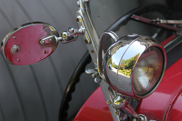 Morgan 4-4 (1936) - Such- und Richt-Scheinwerfer