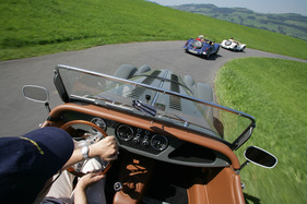 Morgan 4 4 (2011) - Servolenkung gibt es bis heute keine