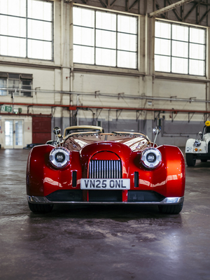 Bild: Morgan Midsummer (2025) – Entstanden in Zusammenarbeit mit Pininfarina